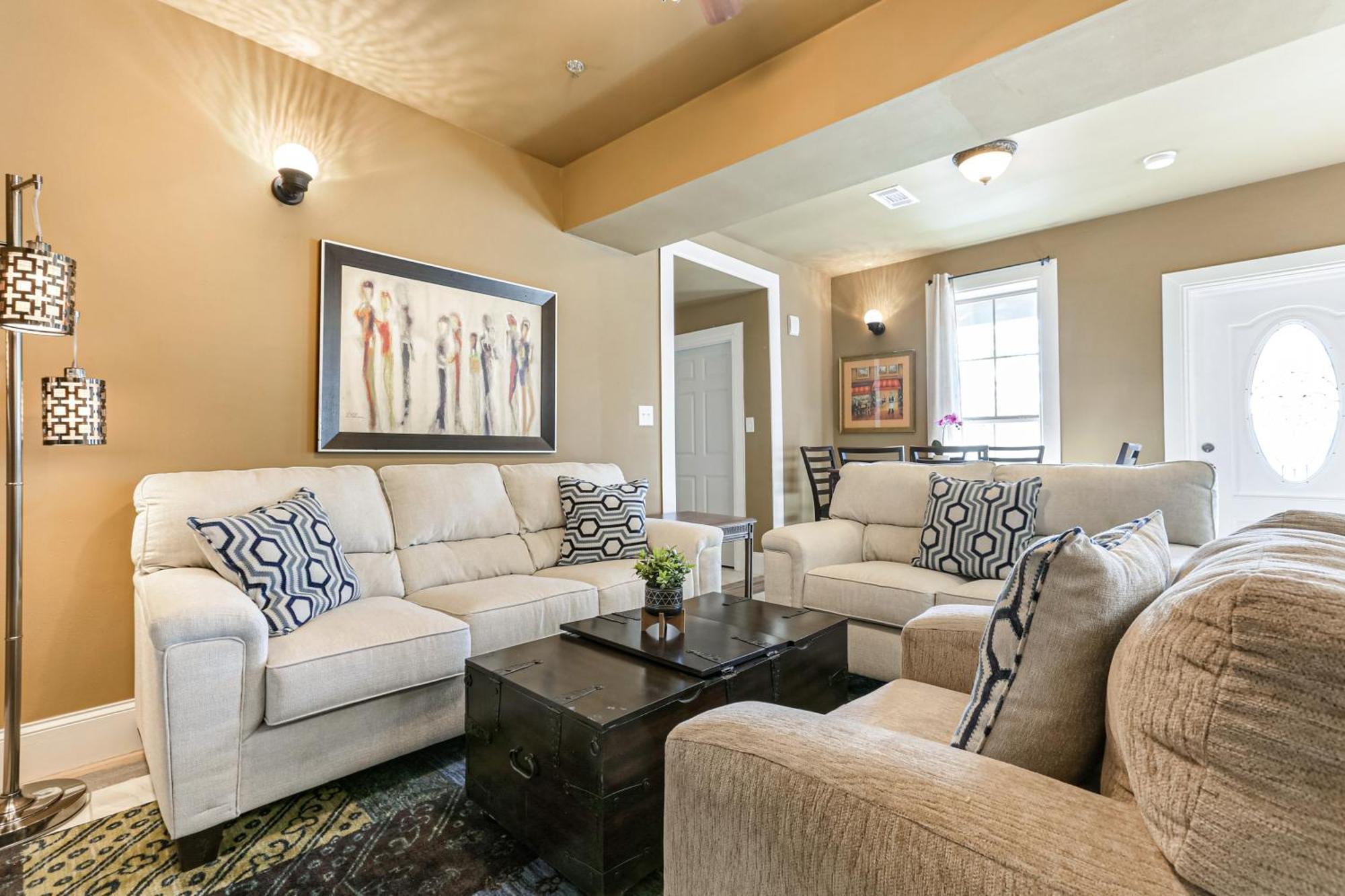 Apartment Baronne Street Spacious And Fully Furnished